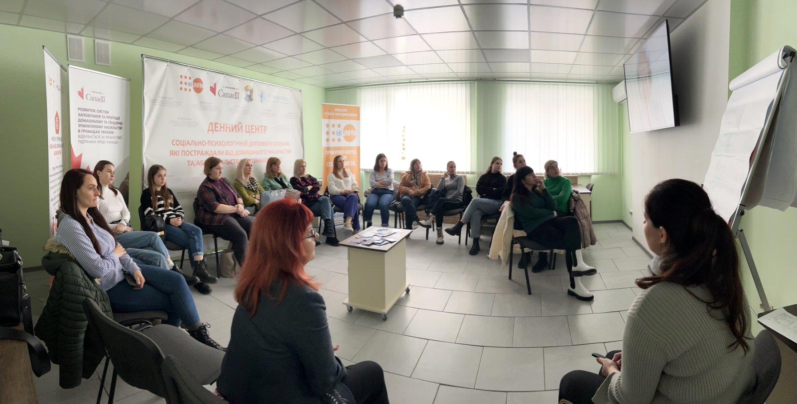 Знаємо, запобігаємо, впливаємо. Інформування під час тренінгу Знаємо, запобігаємо, впливаємо. Інформування під час тренінгу